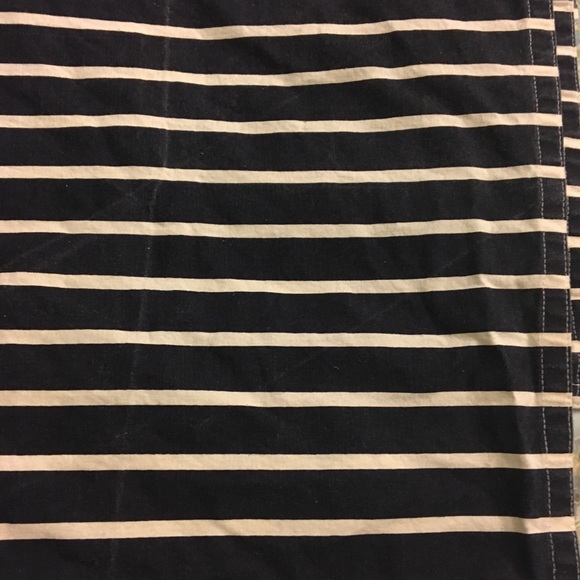 GUC Kids Konserve 15.6” x 15” navy/cream napkin - Picture 4 of 6